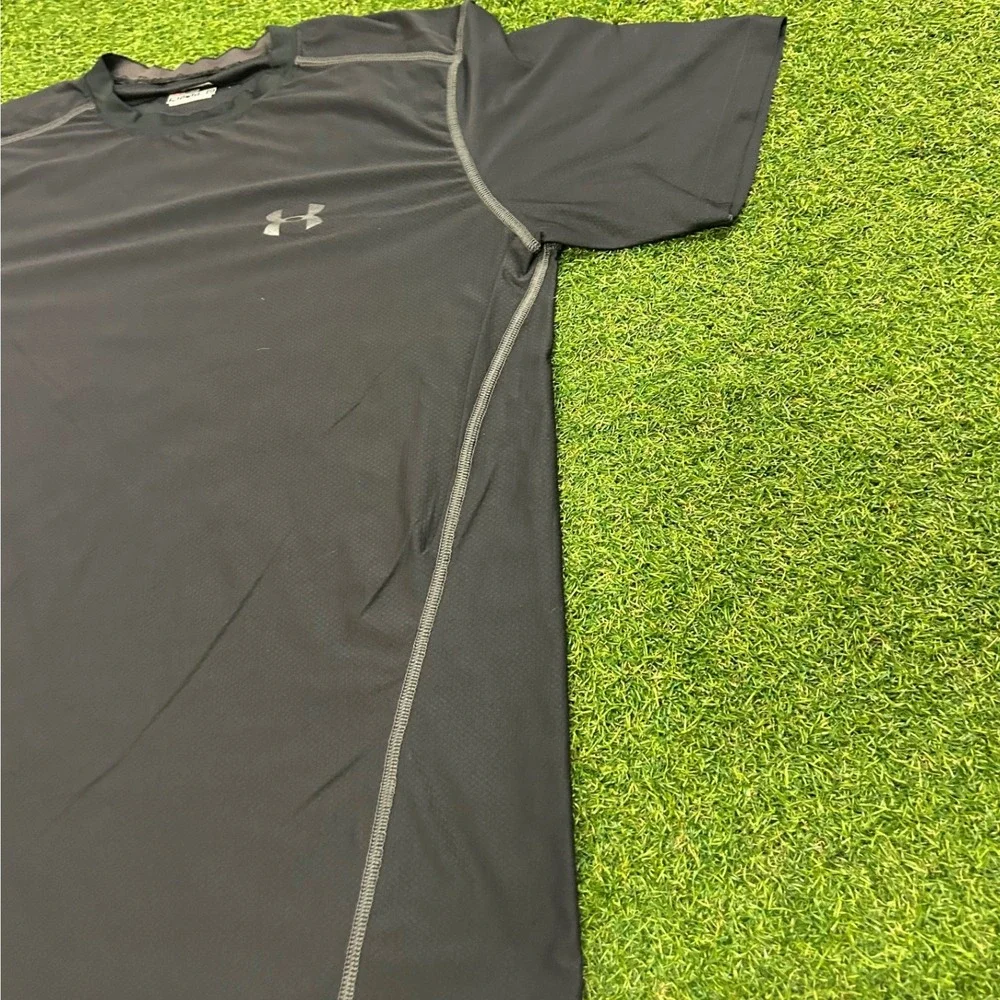 Under Armour HeatGear Mens Large Black Fitted Short Sleeve Training Shirt LG